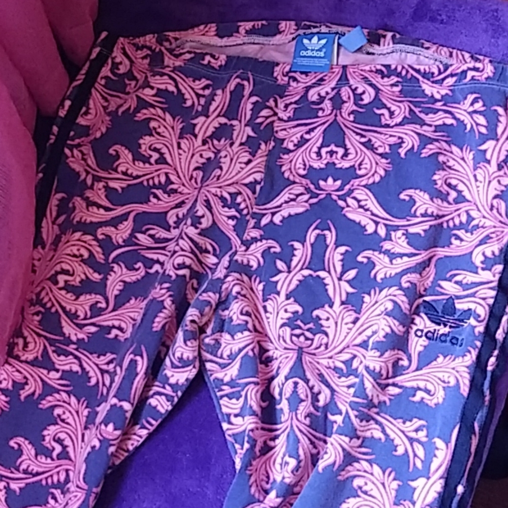 Adidas leggings